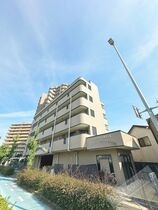 パルファン上野芝Ⅱの外観