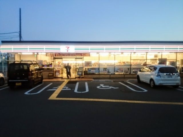 セブンイレブン堺真福寺店