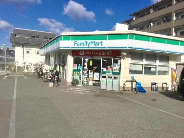 ファミリーマート泉大津豊中店