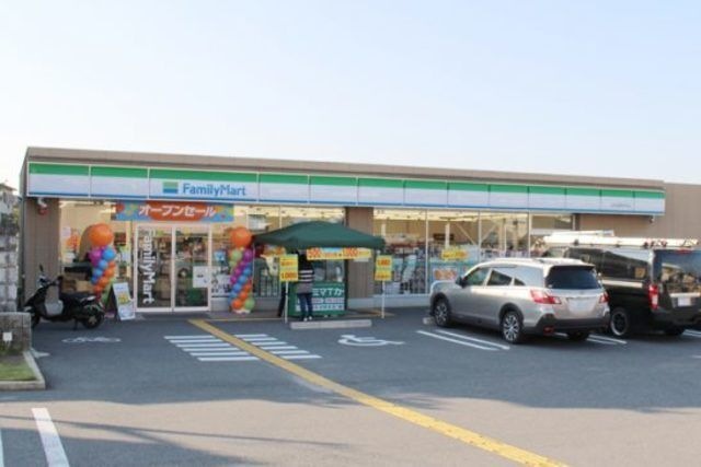 ファミリーマート河内長野木戸店