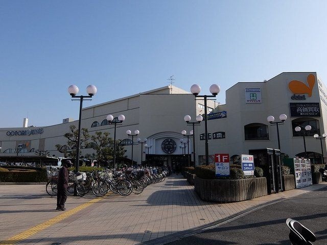 イオンおおとり店