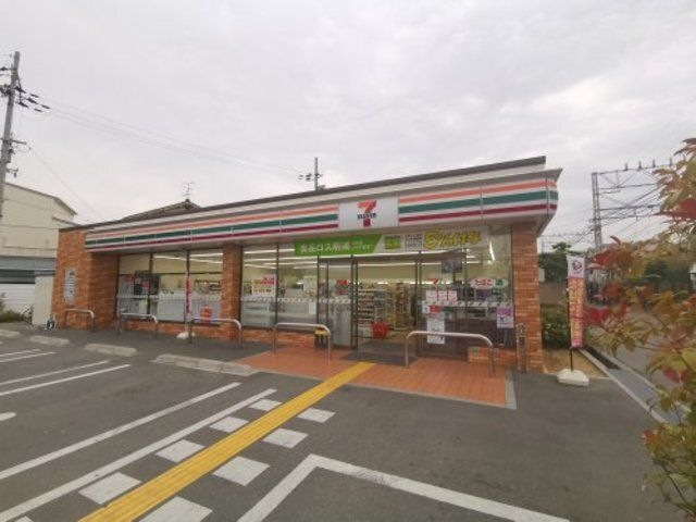 セブンイレブン初芝駅東店