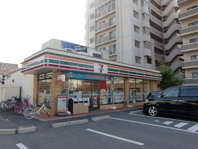 セブンイレブン泉大津駅南店