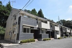 ホワイト・プレセアBの外観