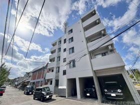 ガーデン南平岸の外観