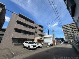 グランデディモーラの外観