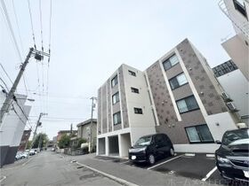 Crest(クレスト)の外観