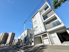 ブランシャールCIEL学園前の外観