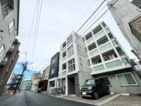ファランドール平岸エストの外観