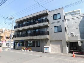 パレットハイツ平岸の外観
