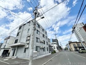 TRIPLE Mの外観