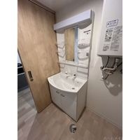 脱衣場も広いです♪
