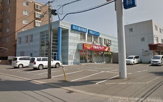 写真：調剤薬局ツルハドラッグ中の島店