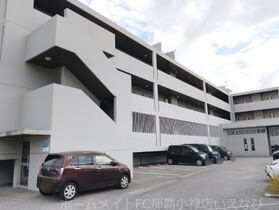 GRANDIOS前原の外観
