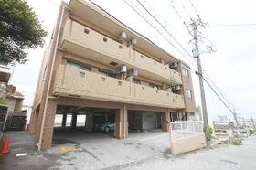 フジスター宜野湾の外観