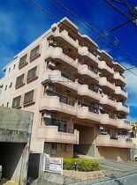 メゾン泉川の外観