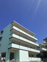ウラナ　久遠の外観