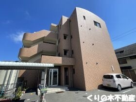 ルクサスAKANEの外観