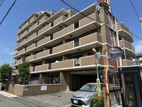 グランドール今治参番館の外観