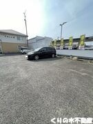 駐車場に車を止められます