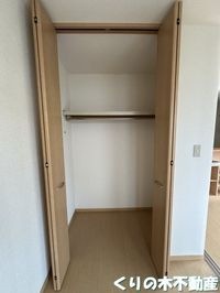 たっぷりとした収納スペースです