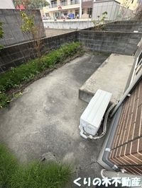 暖かな日差しのふりそそぐバルコニー