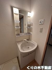 スペースが確保できる洗面所です