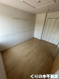 ゆったりした洋室です