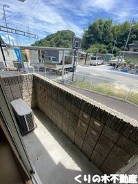 お洗濯にも便利なバルコニー付き