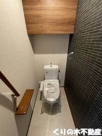 コンパクトで使いやすいトイレです
