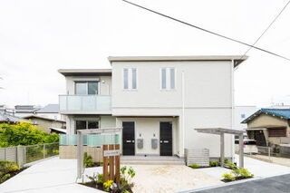 写真:シャーメゾン ラルゴ αの外観