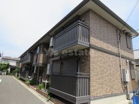ドミール本町の外観