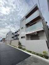 Clashist平野西Eastの外観
