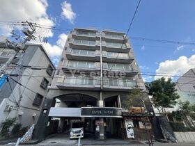 ロイヤル陽光園の外観