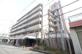 プリムヴェール瓜破の外観