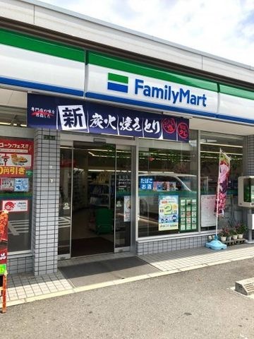 ファミリーマート 新今里三丁目店