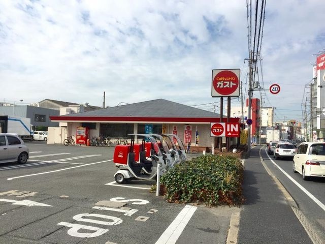 ガスト 平野加美店
