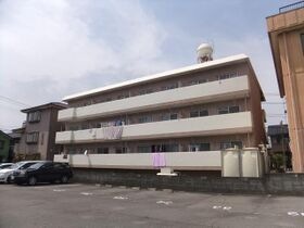 杉山マンションの外観