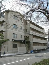 グリーンヒル冷泉通の外観