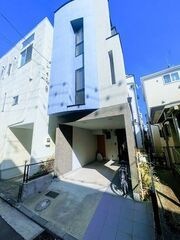 写真:横浜市神奈川区松本町3丁目の外観