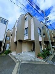 写真:横浜市神奈川区七島町の外観