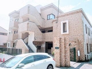 写真:横浜市港北区篠原西町の外観