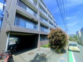 横浜市保土ケ谷区権太坂1丁目の外観