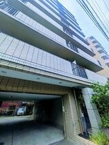バイムフルス白金１の外観