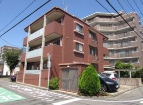 シャルム荒江の外観
