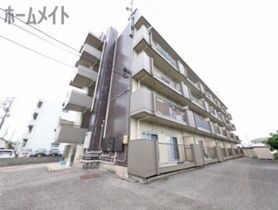 メゾンミズタの外観