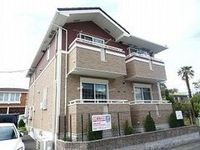 落ち着いた雰囲気の外観です