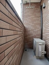 落ち着いた時間を過ごせるバルコニーです