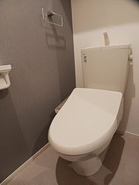 コンパクトで使いやすいトイレです