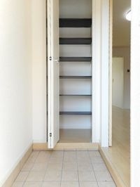 シンプルで使いやすい玄関です